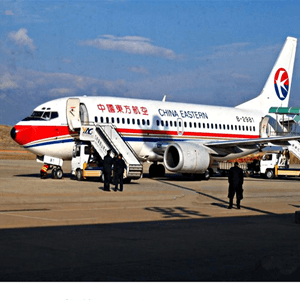 镶黄旗新宝拉格机场快运航空快运业稳步发展的原因是什么？